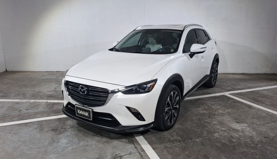 2019 • 24,709 km • Automático