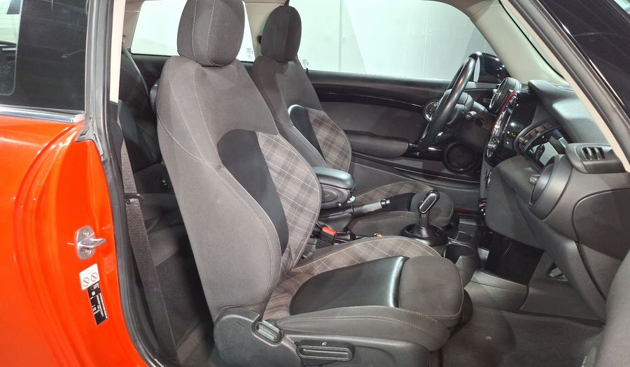 Mini Cooper 1.5 COOPER CHILI DCT Hatchback 2019