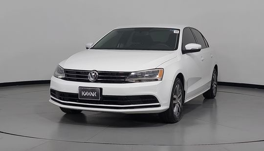 Volkswagen • Jetta