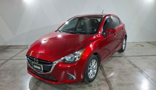 Mazda • Mazda 2