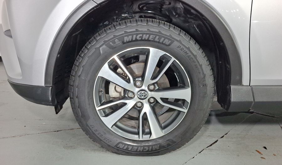 Toyota Rav4 2.5 XLE AWD AT Suv 2018