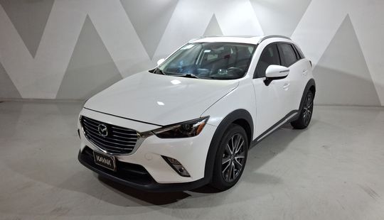 2017 • 54,517 km • Automático