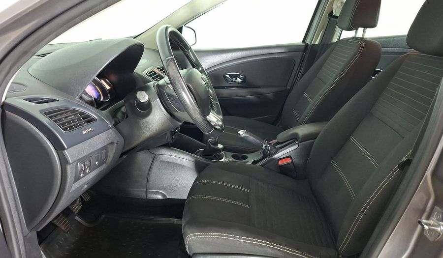 Renault Fluence 1.6 EXPRESSION Sedan 2016