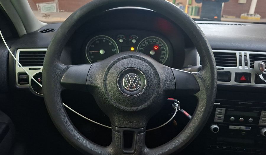 Volkswagen Bora 2.0 TRENDLINE SKY Sedan 2011