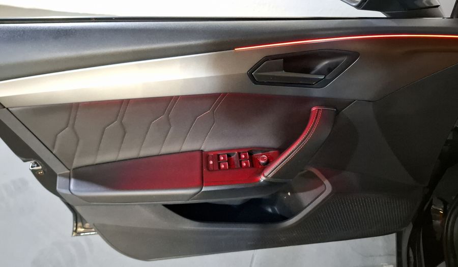 Cupra Leon 2.0 HIGH DCT Hatchback 2023