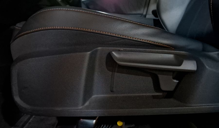 Cupra Leon 2.0 HIGH DCT Hatchback 2023