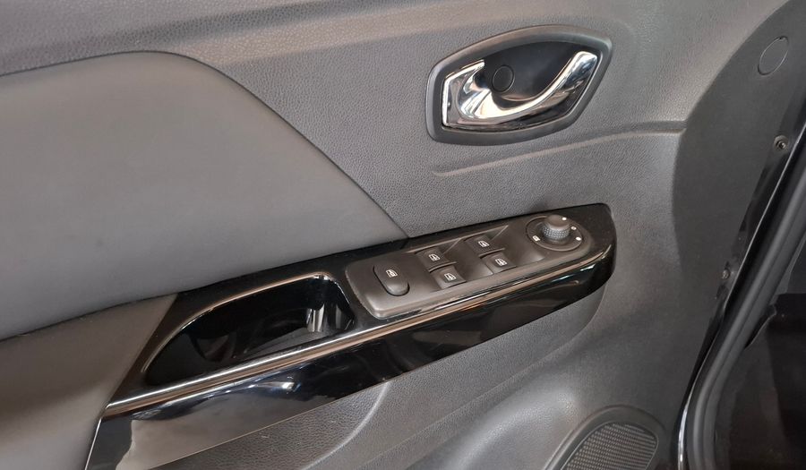 Renault Captur 2.0 INTENS Suv 2017