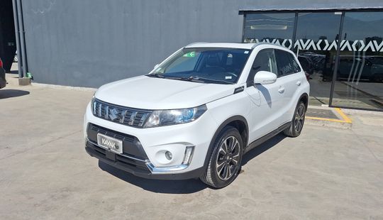 Suzuki • Vitara