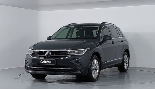 Volkswagen • Tiguan