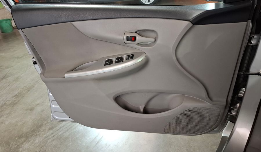 Toyota Corolla 1.8 XEI CVT Sedan 2014