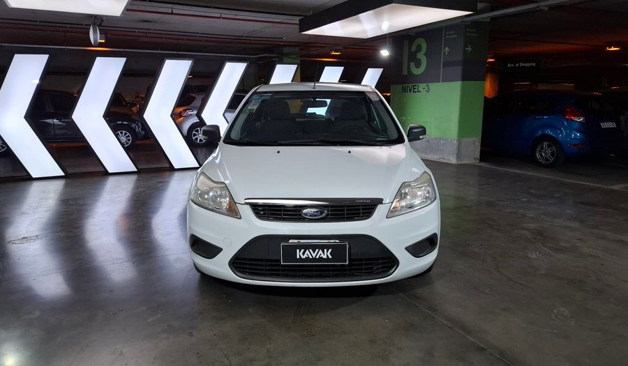 Ford Focus Ii 1.6 STYLE Hatchback 2012