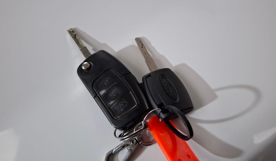 Ford Focus Ii 1.6 STYLE Hatchback 2012