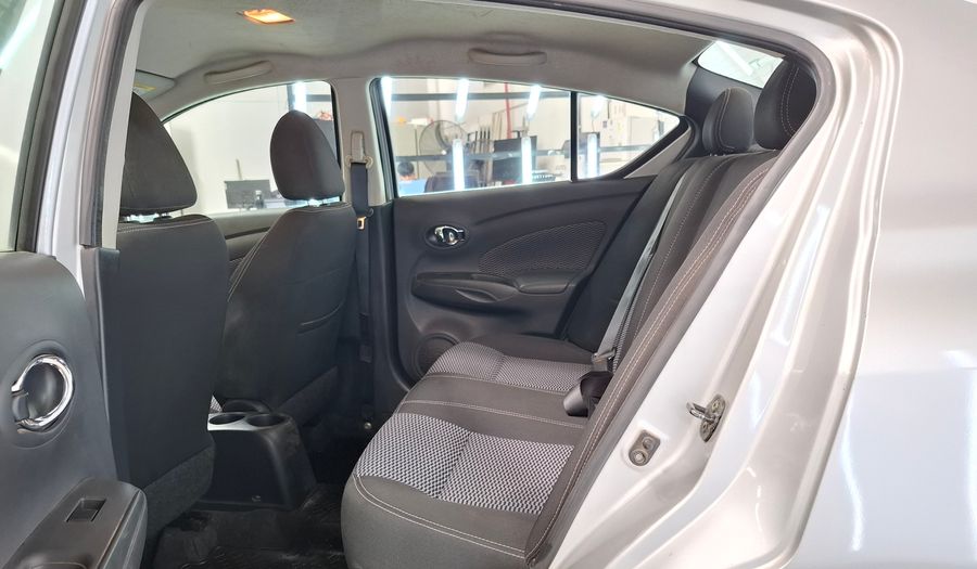 Nissan Versa 1.6 SENSE Sedan 2017