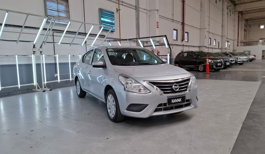 Nissan Versa 1.6 SENSE Sedan 2017