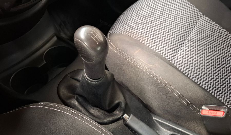 Nissan Versa 1.6 SENSE Sedan 2017