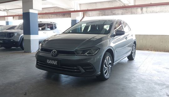 Volkswagen • Polo