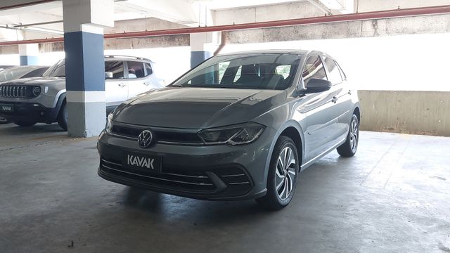 Volkswagen • Polo