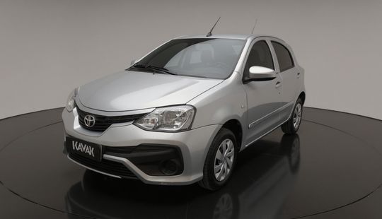 Toyota • Etios