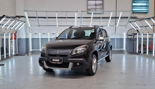 Renault • Sandero Stepway