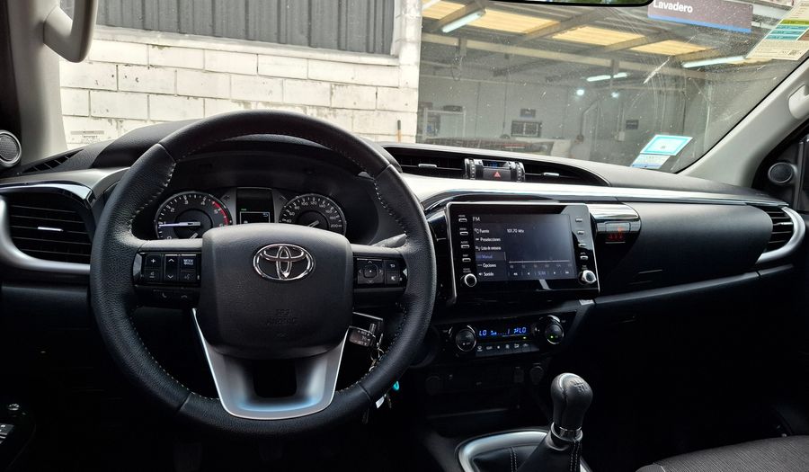 Toyota Hilux 2.8 TDI SRV C/D Pickup 2021