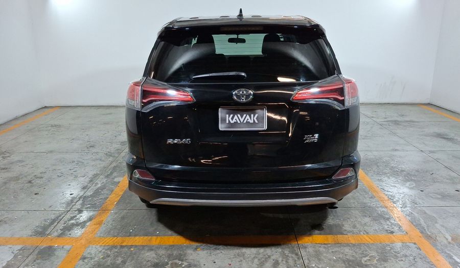 Toyota Rav4 2.5 XLE AWD AT Suv 2017