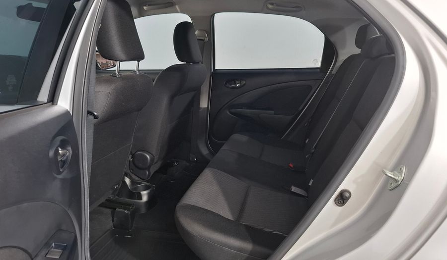 Toyota Etios 1.5 XLS Sedan 2021