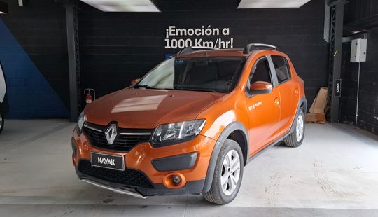 Renault • Sandero Stepway