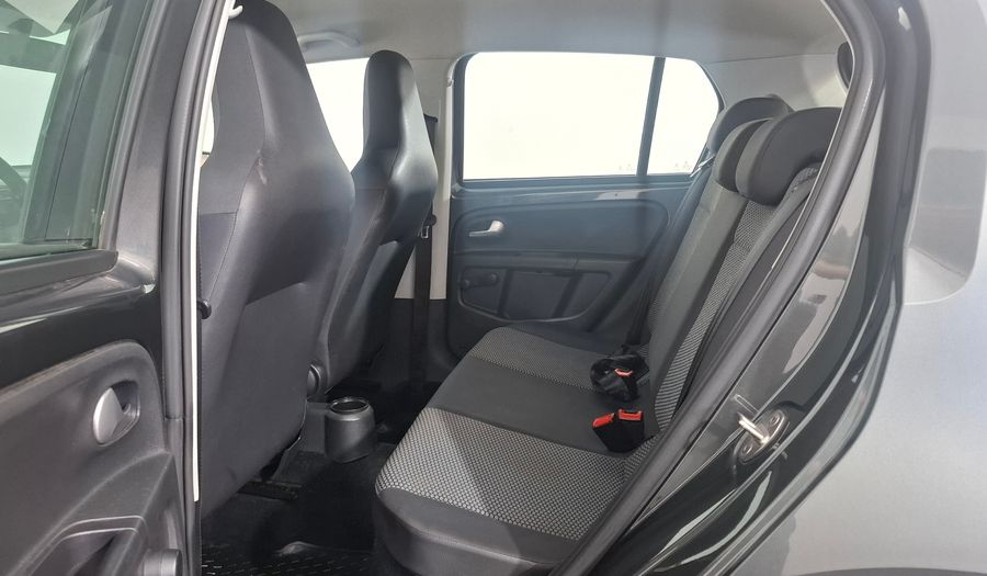 Volkswagen Up 1.0 MOVE UP Hatchback 2016