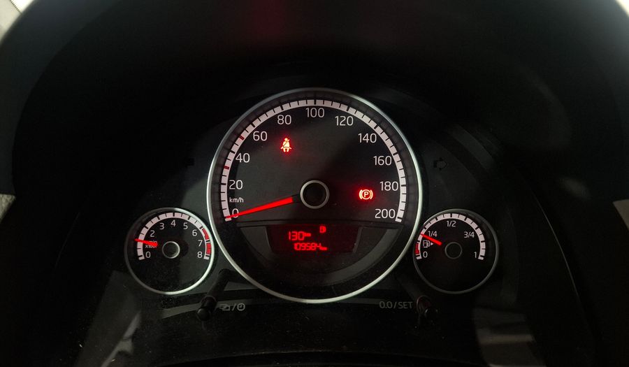 Volkswagen Up 1.0 MOVE UP Hatchback 2016