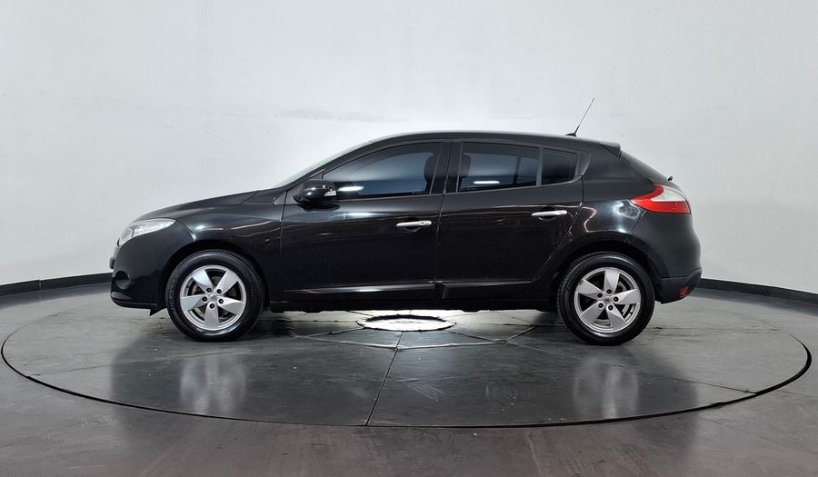 Renault Megane 2.0 MEGANE III PRIVILEGE Hatchback 2011