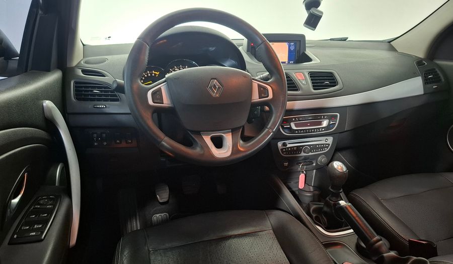 Renault Megane 2.0 MEGANE III PRIVILEGE Hatchback 2011