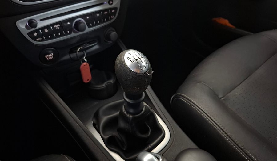 Renault Megane 2.0 MEGANE III PRIVILEGE Hatchback 2011