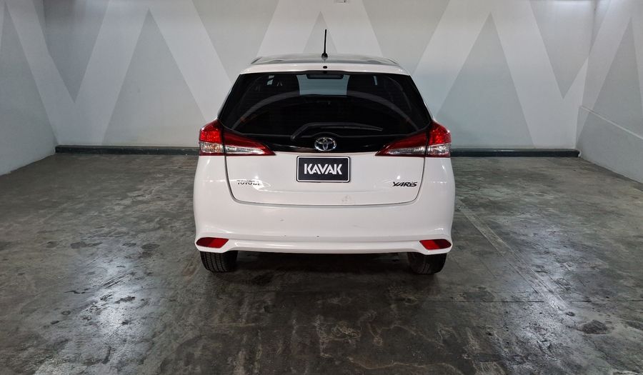 Toyota Yaris 1.5 CORE CVT Hatchback 2022