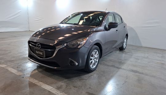 Mazda • Mazda 2