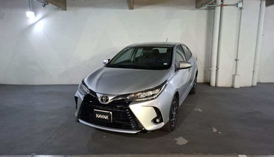 Toyota • Yaris