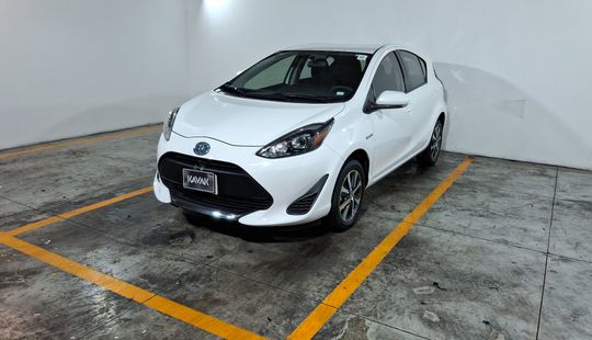 Toyota • Prius C