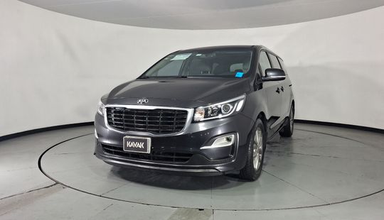 Kia • Sedona