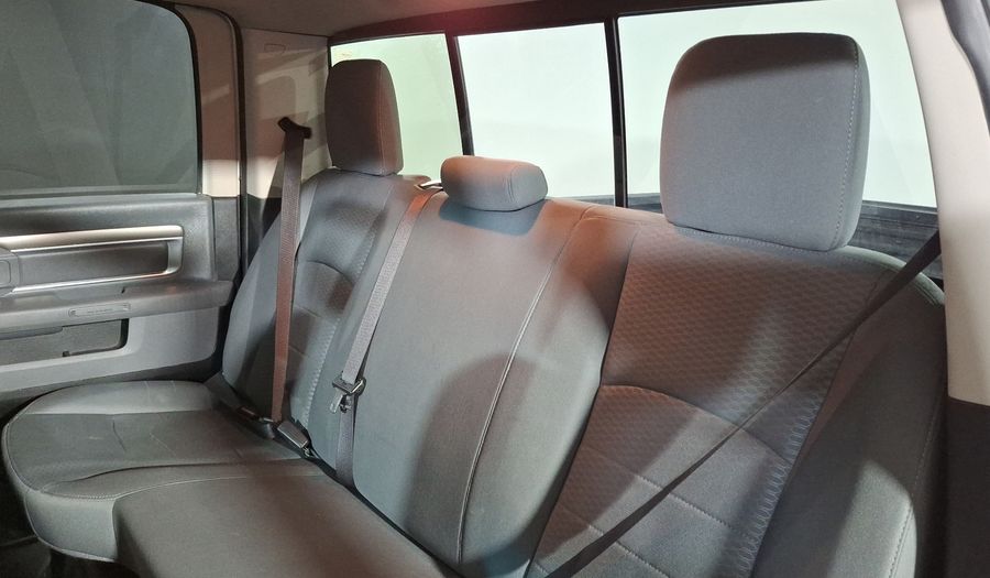 Ram 1500 3.6 CREW CAB SLT TRABAJO 4X2 V6 8 AUTO Pickup 2020