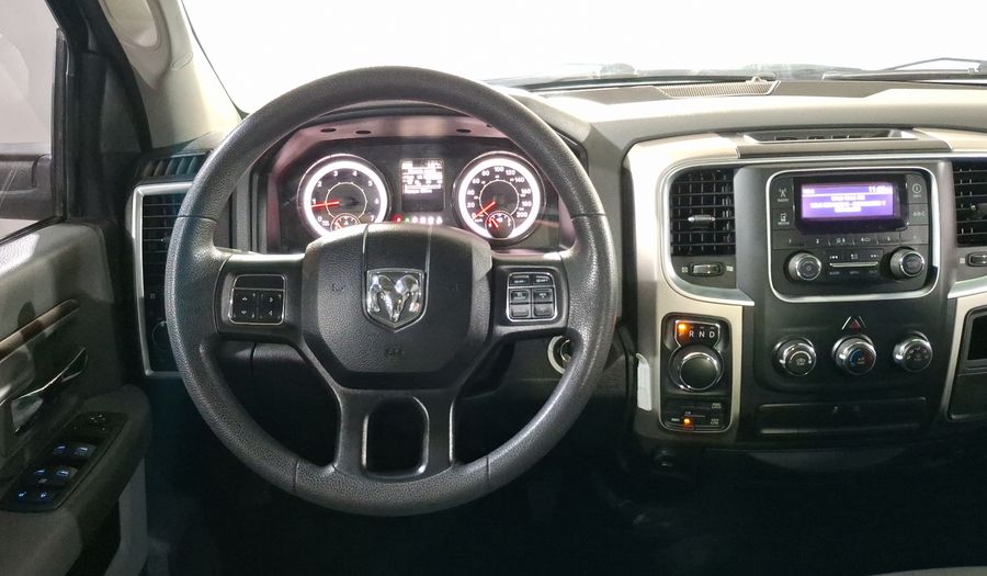 Ram 1500 3.6 CREW CAB SLT TRABAJO 4X2 V6 8 AUTO Pickup 2020