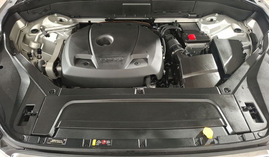 Volvo Xc90 2.0 T6 MOMENTUM AUTO AWD Suv 2021