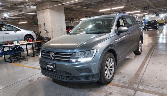 Volkswagen • Tiguan