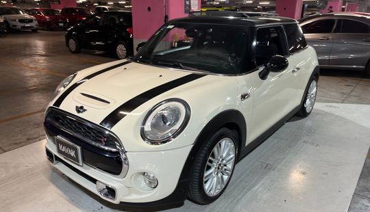 Mini • Cooper S