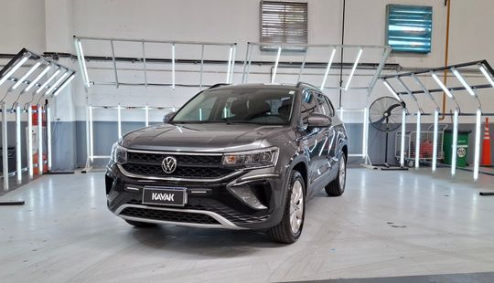Volkswagen • Taos