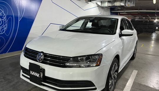 Volkswagen • Jetta