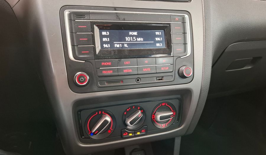 Volkswagen Suran 1.6 COMFORTLINE Wagon 2017