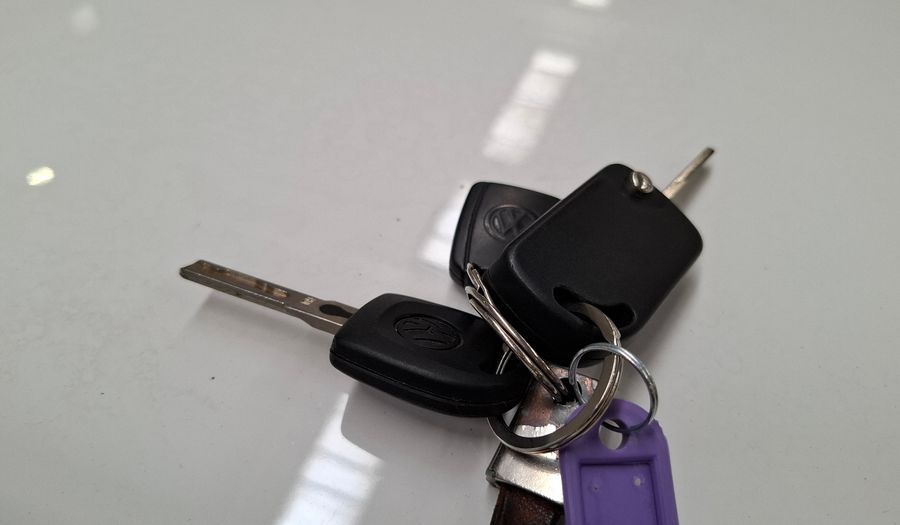 Volkswagen Suran 1.6 COMFORTLINE Wagon 2017