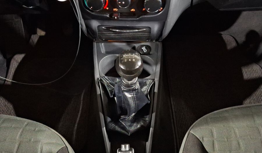 Ram 700 1.6 CLUB CAB ADVENTURE TOUCH SCREEN 6.7 Pickup 2018