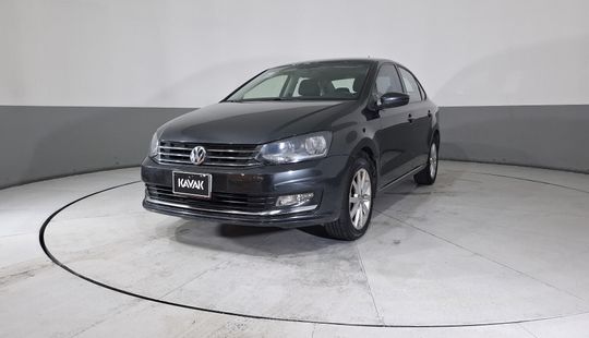 Volkswagen • Vento