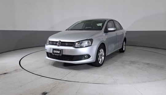 Volkswagen • Vento