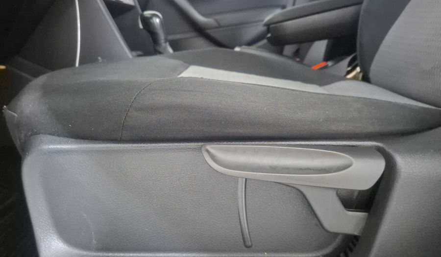 Volkswagen Vento 1.6 ACTIVE TIPTRONIC Sedan 2014